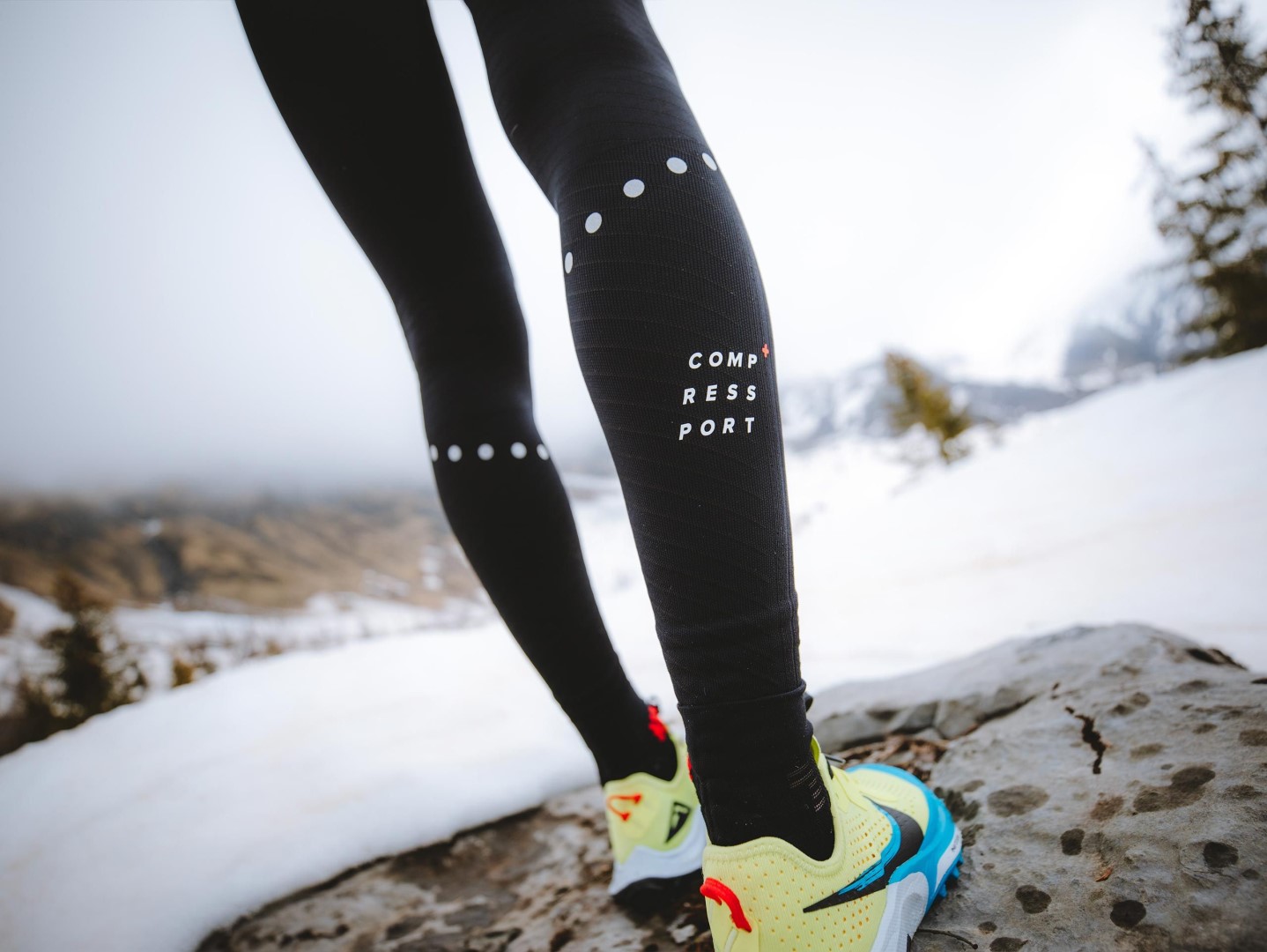 Compressport WINTER TRAIL UNDER CONTROL FULL TIGHTS W