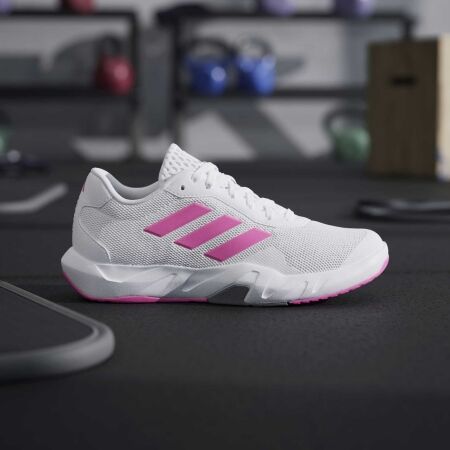 Dámská tréninková obuv - adidas AMPLIMOVE TRAINER W - 9